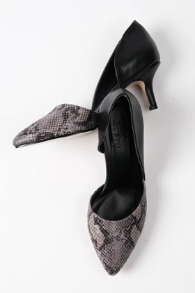 کفش پاشنه‌بلند کلاسیک زنانه میوگوستو mio-gusto