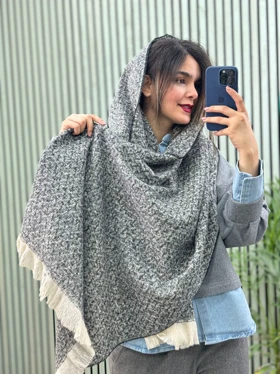 شال موهردار کایلی