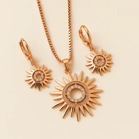 نیم‌ست زنانه طلایی طرح خورشید نگین‌دار – برند Xuping