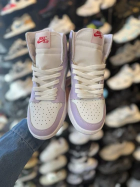 کتانی جردن وان ساق‌دار زنانه سفید بنفش