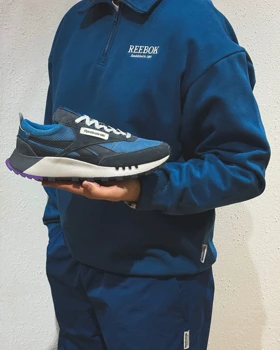کتانی Reebok