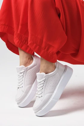 کتانی زنانه میوگوستو mio-gusto