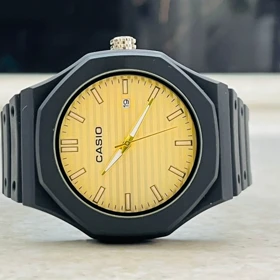 ساعت مچی مردانه کاسیو بند رابر مدل کاپیتان صفحه طلایی