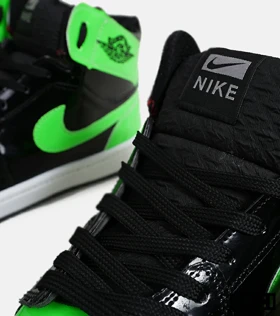 کفش کتانی مردانه و زنانه ساق‌دار مشکی سبز ورنی NIKE jordan 1