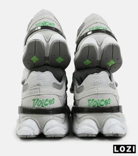کفش کتانی طوسی NEW BALANCE 9060