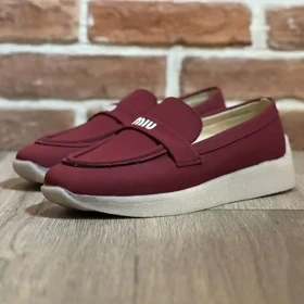 کالج زنانه مدل میو