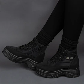 نیم بوت زنانه دکمه‌ای لژ مخفی مشکی کد 547