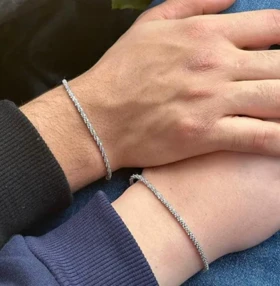 دستبند خاویاری