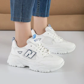 کفش و کتانی اسپرت زنانه و دخترانه مدل نیوبالانس NEW BALANCE رنگ سفید آبی