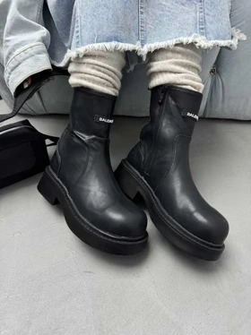 نیم بوت بغل زیپ Balenciaga
