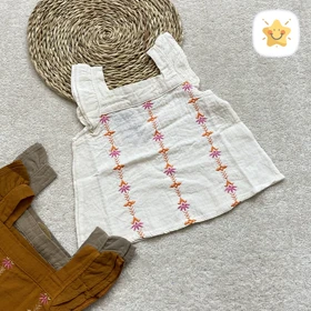 تاپ لینن دخترانه فوق العاده خنک و درجه یک مناسب 1 تا 10 سال