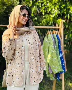 شومیز گل‌گلی