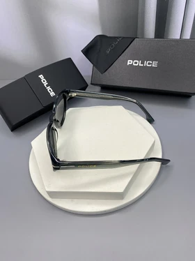خرید عینک آفتابی Police مدل 8733 محافظت UV400، عدسی پلاریزه و طراحی سبک روزمره