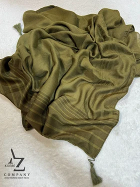 روسری نخی ساده سایز 120 سبز سدری تیره مناسب تابستان