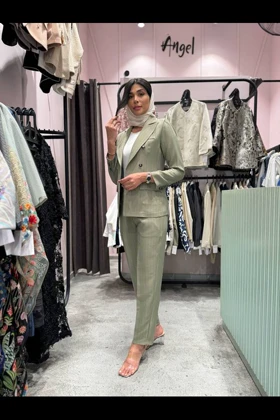 کت و شلوار دیپلمات