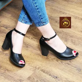 صندل مجلسی جلوباز زنانه طبی مدل ملینا