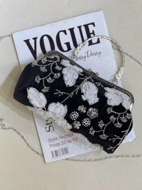 1414 کیف دستی زنانه مجلسی گلدئزی سفی و ملیله