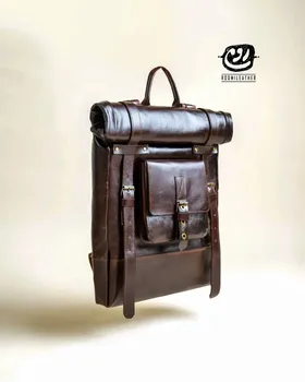کوله زیپ‌دار ساده چرم