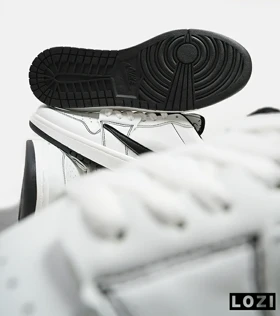 کفش کتانی مردانه سفید مشکی NIKE travis scott