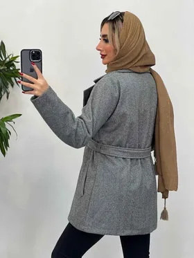 پالتو جناقی چهار دکمه