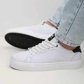 کفش و کتانی روزمره و راحتی مردانه مدل برشکا BERESHKA رنگ سفید مشکی کد 41256