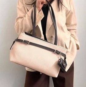 کیف زنانه کمربندی الینا