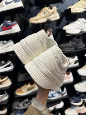 کفش ونس ساده نگینی