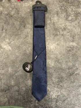 ست کراوات و پوشت سرمه ای طرح پتینه اورجینال دیلم کد 178