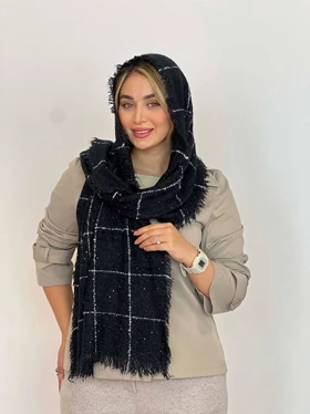 شال مشکی تومیک