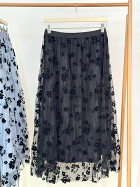 دامن توری گل مخملی