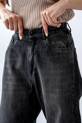 شلوار جین نیم بگ پشت کش زنانه