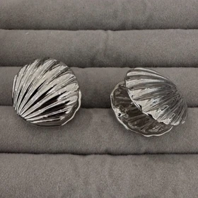 گوشواره صدفی