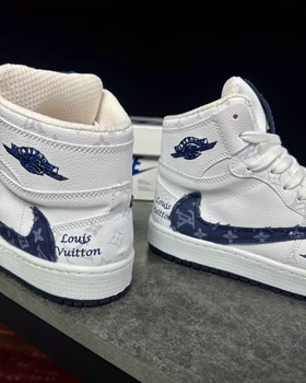 کتانی جردن تراویس ساق‌دار لویی ویتون