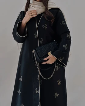مانتو ژاکارد