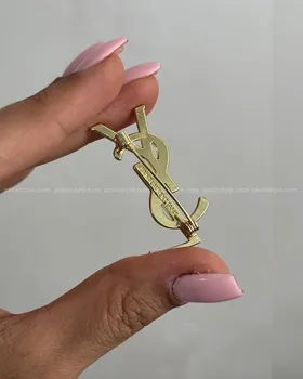 سنجاق سینه ایو سن لورن ysl