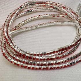 دستبند تنیسی تمام نگین مدل «قرمز آتشین» | تمام استیل (درخشش یاقوتی)