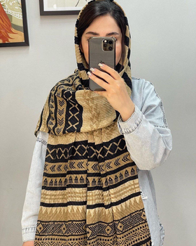 شال پلیسه طرحدار وارداتی مشکی و کرم 3512