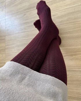 جوراب ساق بلند بافت گندمی 2