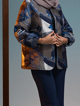 کت زنانه ژاکارد آستر دار مغزی دوزی شده کلاسیک هلن