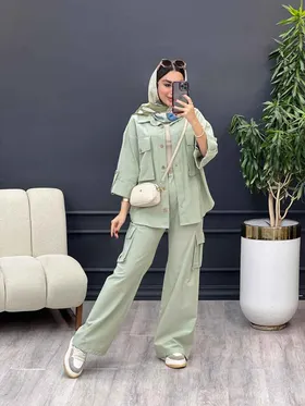 ست مانتو و شلوار کارگو برش‌دار