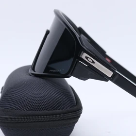 عینک برند OAKLEY کد 181236