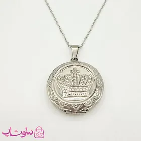 گردنبند لاکت دایره طرح تاج نقره ای