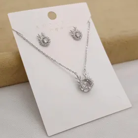 نیم ست فوق العاده گوزن عشق جذاب طرح شکفته