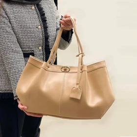 کیف زنانه سایز بزرگ جلو چین‌دار