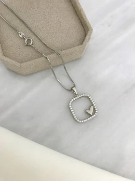 گردنبند زنانه قلب تنها