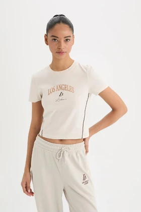 تیشرت آستین کوتاه ورزشی DeFactoFit NBA Los Angeles Lakers Slim Crop Fit Crew D6122AX25SP