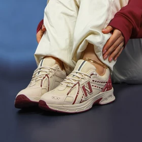 کتانی اسپرت زنانه مدل نیوبالانس NEW BALANCE رنگ کرم