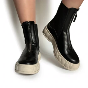 کفش نیم بوت زنانه مدل Stradivarius Flat Ankle Boots - BTB85