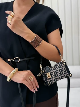 مینی بگ تیشین (فندی سفید مشکی)