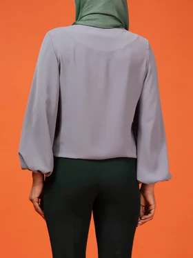 بلوز زنانه آستین بلند یقه کرواتی مچ کشی کرپ 40105